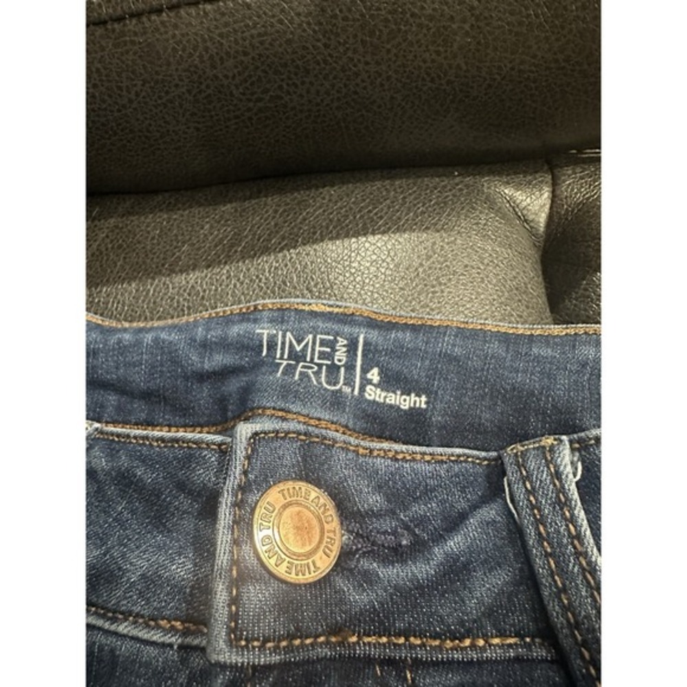 Time and Tru straight jeans size 4 blue - Picture 3 of 3